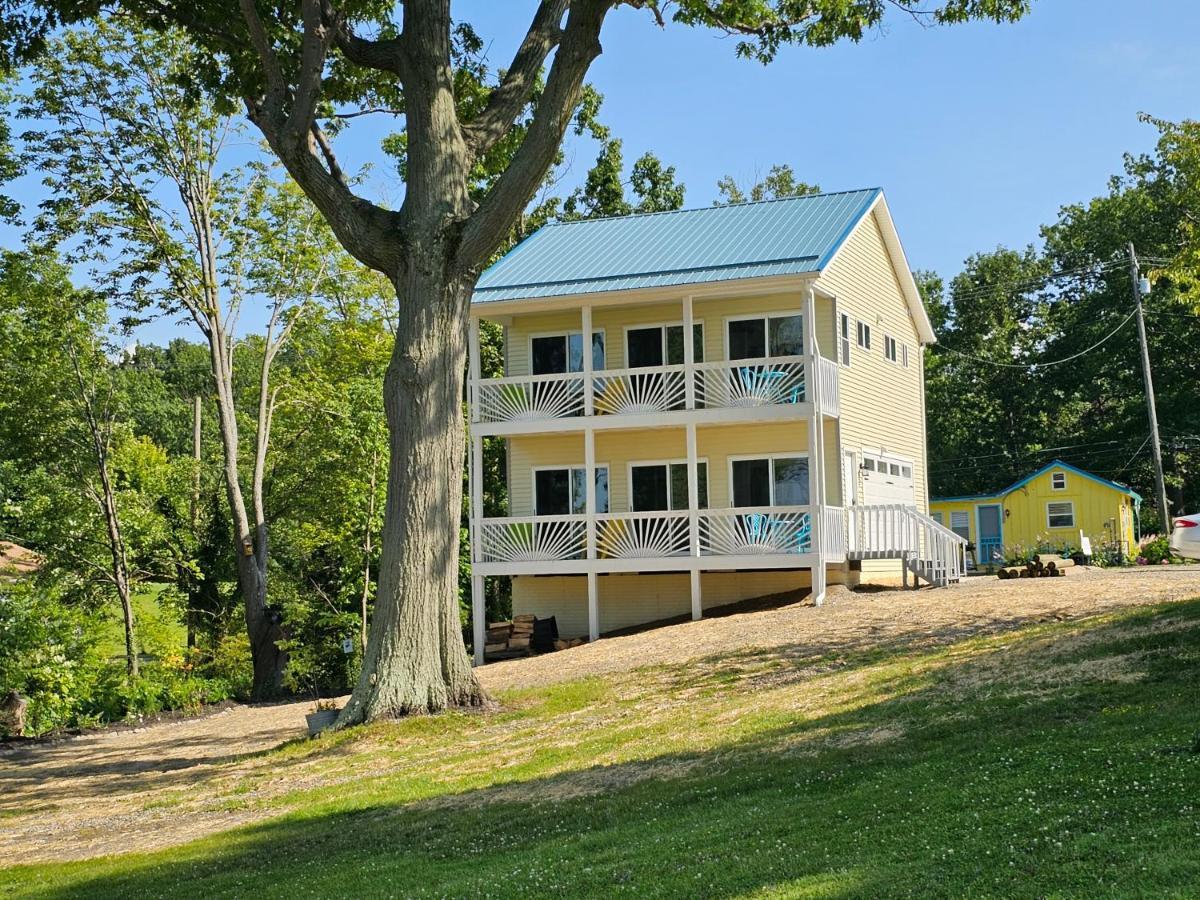 Madison Tree-Top Lake-Front Cottage מראה חיצוני תמונה